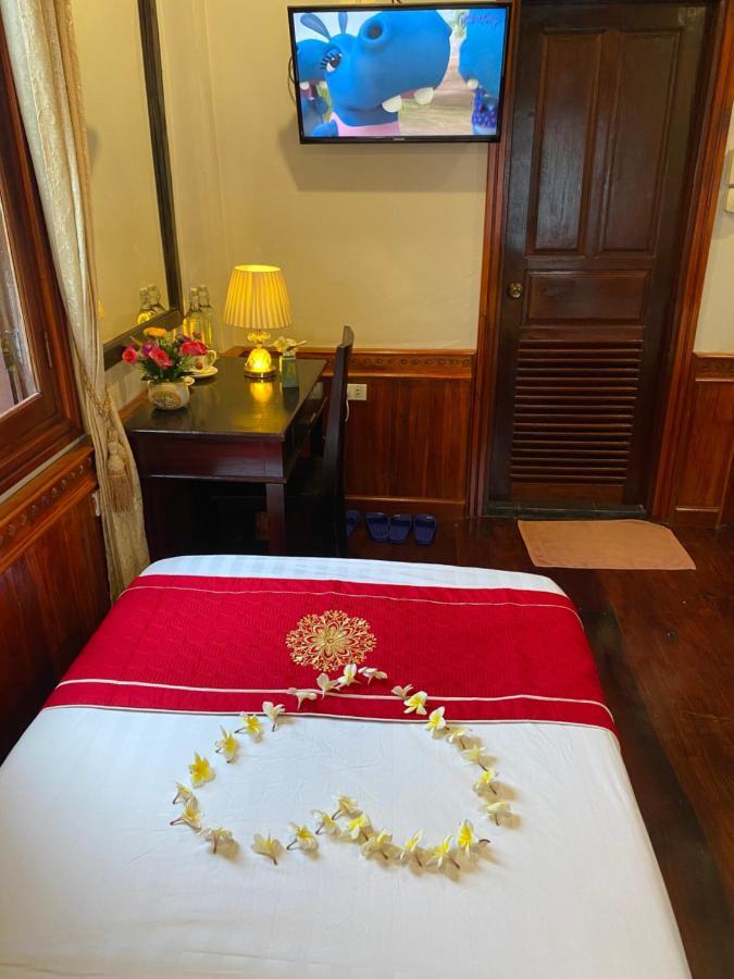 Golden Lotus Boutique Hotel Λουάνγκ Πραμπάνγκ Εξωτερικό φωτογραφία