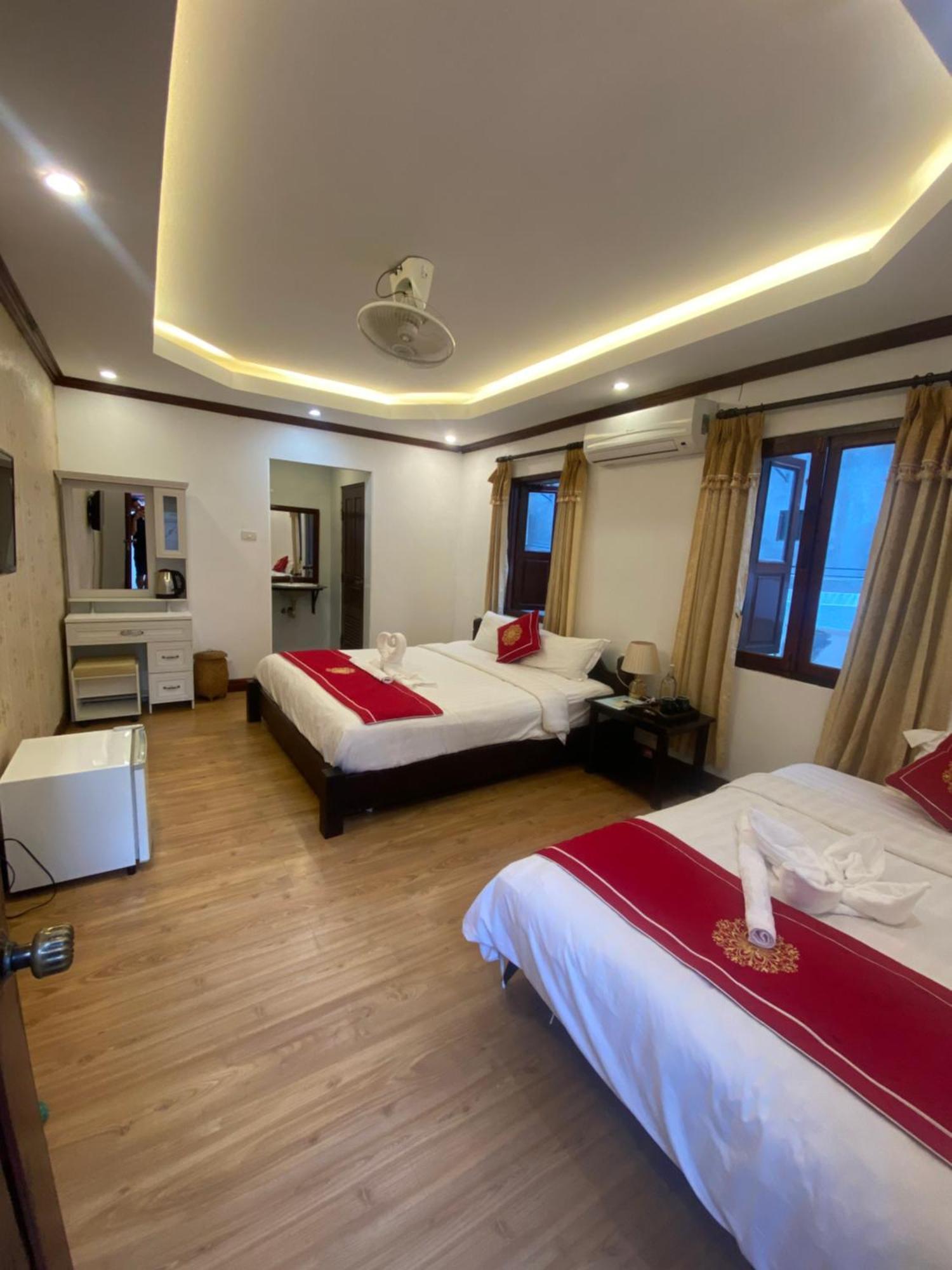 Golden Lotus Boutique Hotel Λουάνγκ Πραμπάνγκ Εξωτερικό φωτογραφία