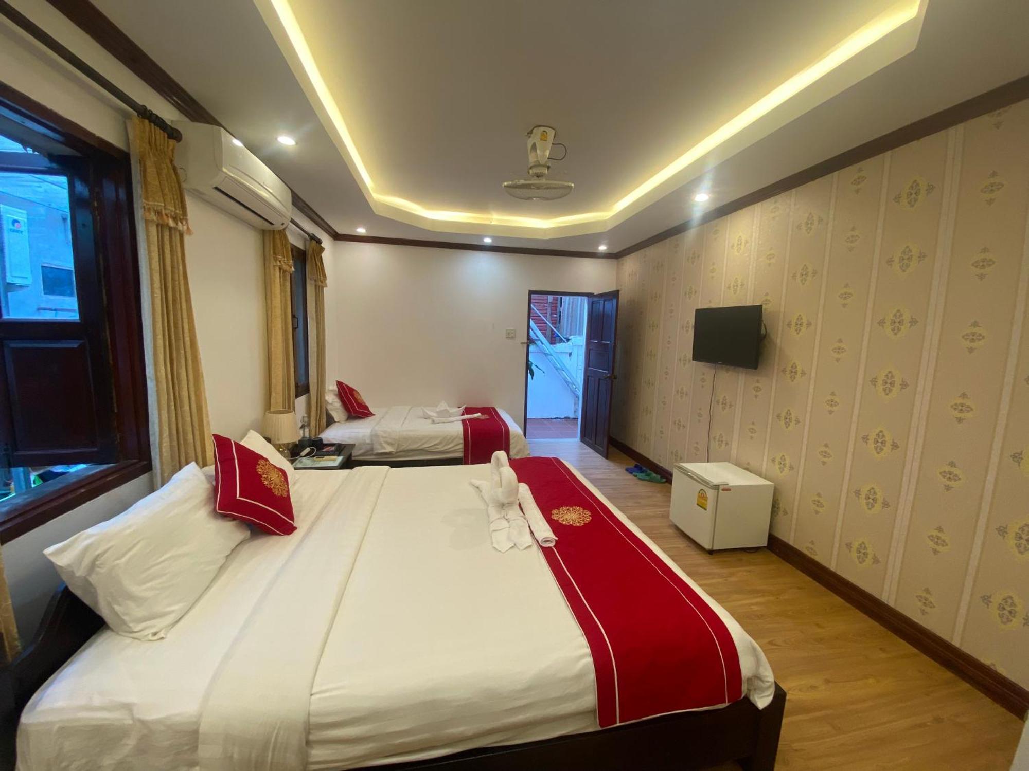 Golden Lotus Boutique Hotel Λουάνγκ Πραμπάνγκ Εξωτερικό φωτογραφία